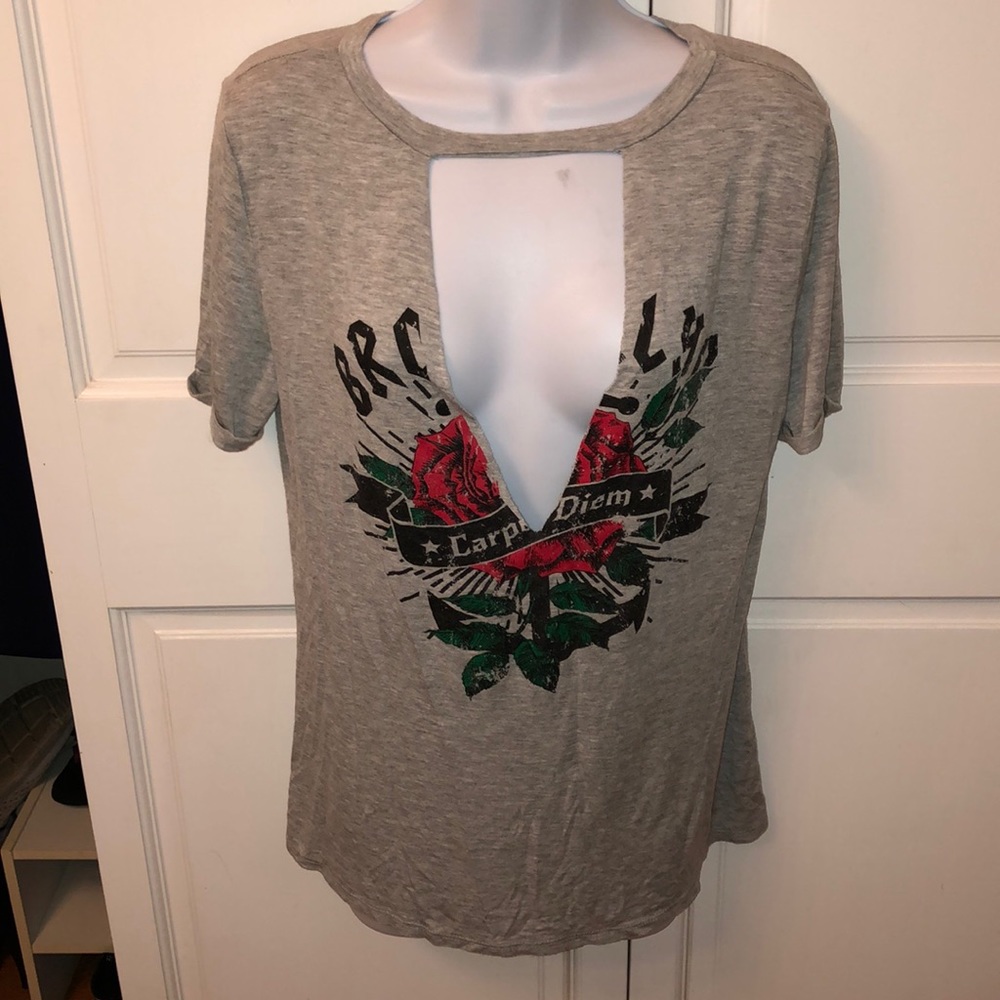 🎉 CHOCOLATE "BROOKLYN" DISTRESSED PLUNGE SHIRT
